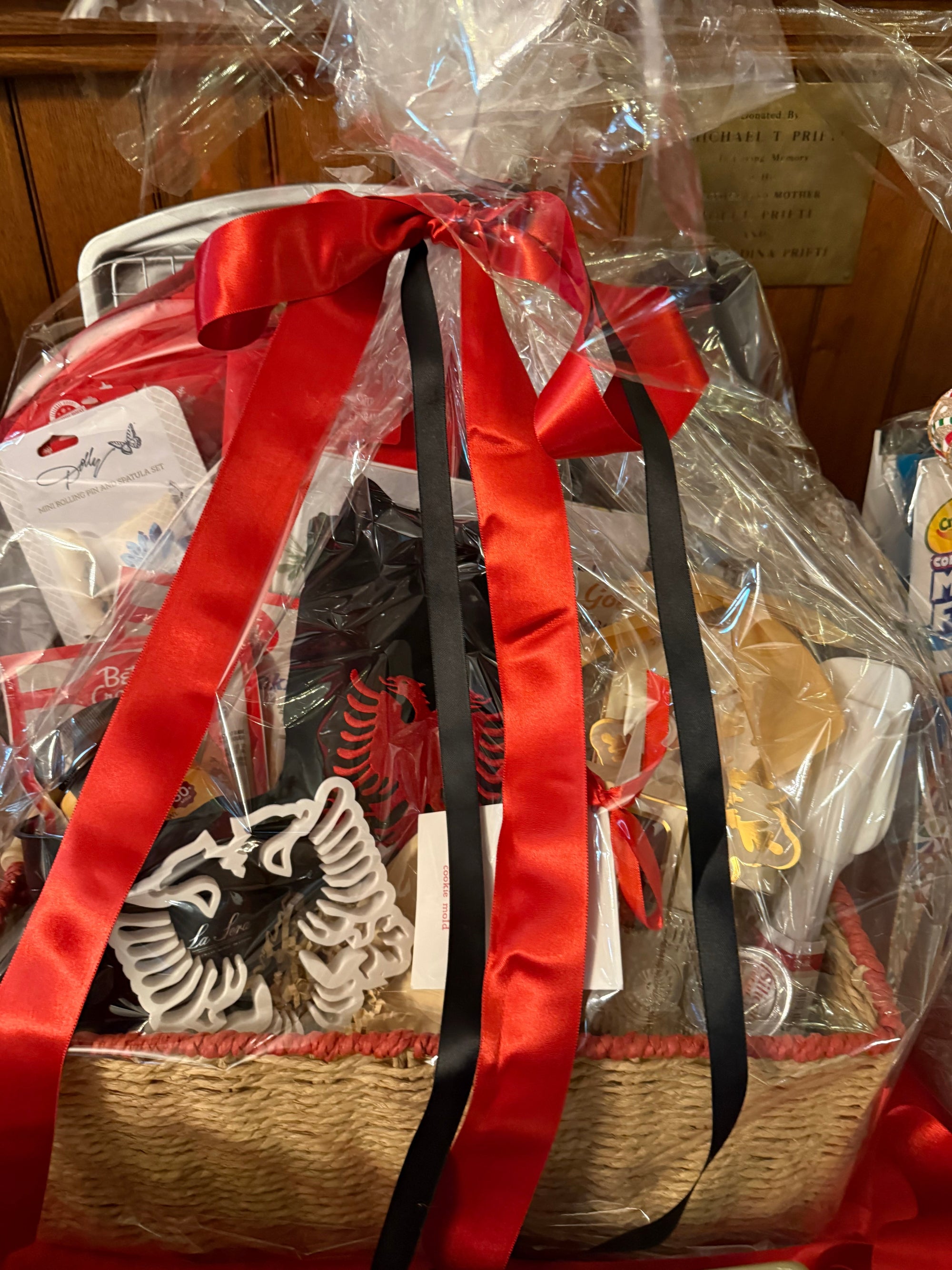 Albanian Food Basket